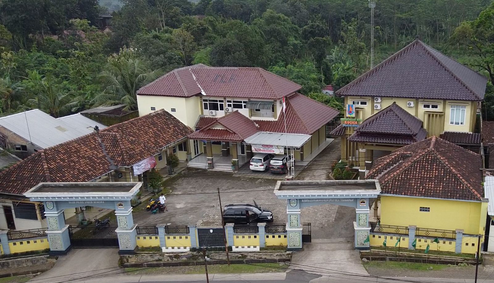 Foto Profil Tambahan